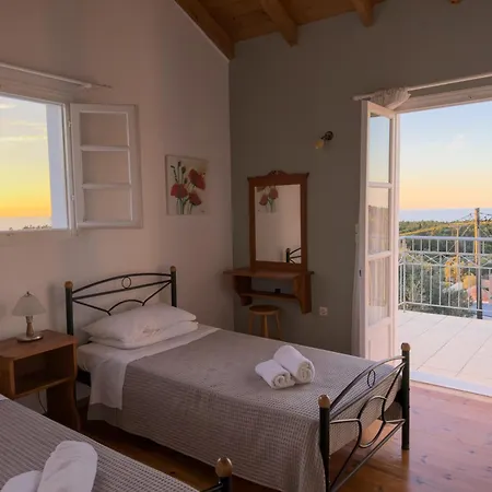 Regina Villa *