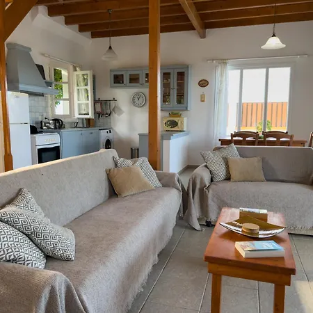 Regina Villa Fiskardo