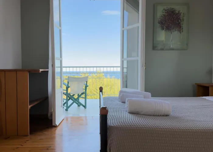 Regina Villa Fiskardo