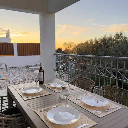 Villa Regina *